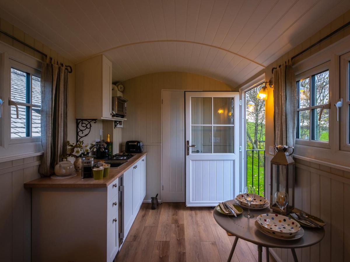 The Pleasant Hut At Mountpleasant Farm Villa Ulverston Kültér fotó