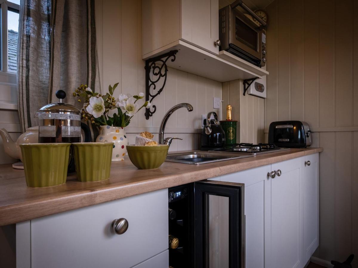 The Pleasant Hut At Mountpleasant Farm Villa Ulverston Kültér fotó